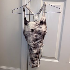 gap one piece bathing suit